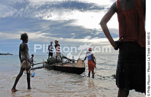 Ifaty - Madagascar. - © Philip Plisson / Plisson La Trinité / AA14515 - Nos reportages photos - Femme