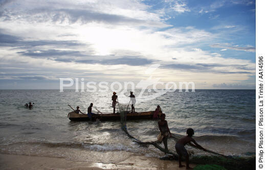 Ifaty - Madagascar. - © Philip Plisson / Plisson La Trinité / AA14596 - Nos reportages photos - Pêche à la senne