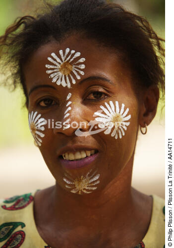 Nosy Be - Madagascar - © Philip Plisson / Plisson La Trinité / AA14711 - Nos reportages photos - Femme