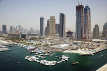 Dubaï et sa marina. © Philip Plisson / Plisson La Trinité / AA14919 - Nos reportages photos - Immeuble