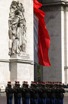 Arc de triomphe. Régiment d'infanterie © Philip Plisson / Plisson La Trinité / AA15103 - Nos reportages photos - Paris