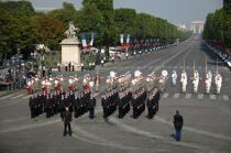Republican guard. Champs-Élysées © Philip Plisson / Plisson La Trinité / AA15109 - Photo Galleries - Tradition