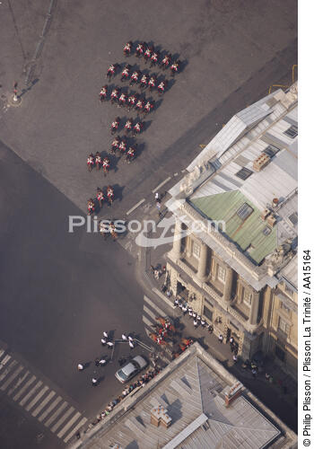 Republican guard. 14 july parad - © Philip Plisson / Plisson La Trinité / AA15164 - Photo Galleries - Parade of the 14 july