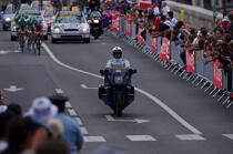 Tour de France 2005, escadron motocycliste © Philip Plisson / Plisson La Trinité / AA15185 - Nos reportages photos - Escadron moto