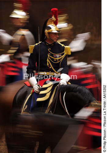 Republican guard. - © Philip Plisson / Plisson La Trinité / AA15352 - Photo Galleries - Regiment of cavalry