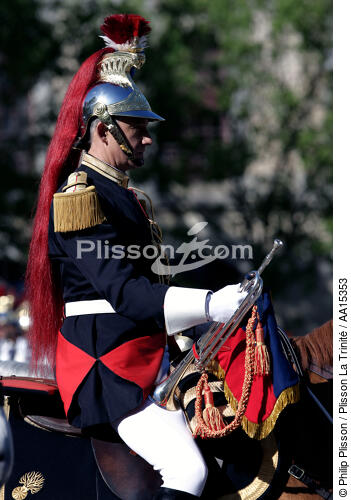 Republican guard. - © Philip Plisson / Plisson La Trinité / AA15353 - Photo Galleries - Regiment of cavalry