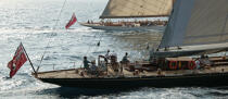 Velsheda et Cambria durant les Régates Royales © Philip Plisson / Plisson La Trinité / AA15606 - Nos reportages photos - Yachting