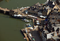 Saint-Goustan harbor in Auray. © Philip Plisson / Plisson La Trinité / AA15630 - Photo Galleries - River [56]