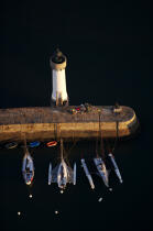 Port Haliguen antique lighthouse © Philip Plisson / Plisson La Trinité / AA15696 - Photo Galleries - Multihull