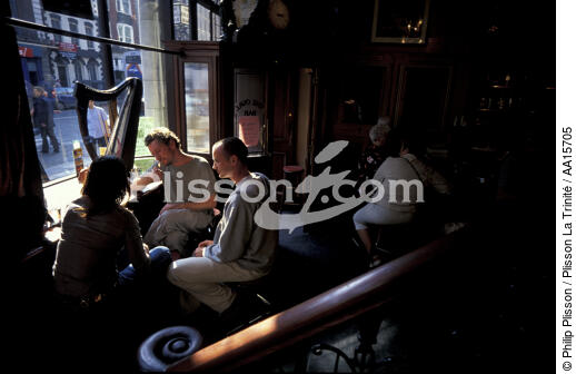 L'Oval Pub à Dublin - © Philip Plisson / Plisson La Trinité / AA15705 - Nos reportages photos - Pub