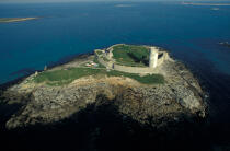 Fort Cigogne aux Glénan. © Philip Plisson / Plisson La Trinité / AA15967 - Nos reportages photos - Fort