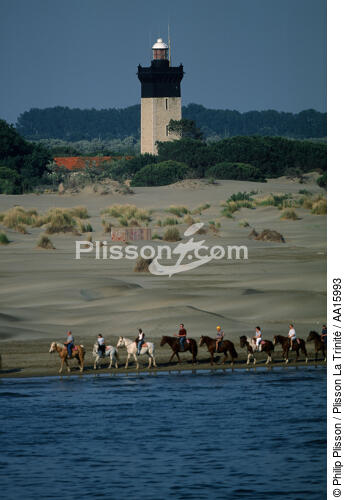 Le phare d'Espiguette - © Philip Plisson / Plisson La Trinité / AA15993 - Nos reportages photos - Phares France