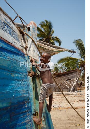 Belo sur mer - © Philip Plisson / Plisson La Trinité / AA16372 - Photo Galleries - Child