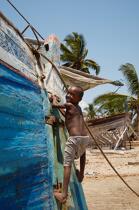 Belo sur mer © Philip Plisson / Plisson La Trinité / AA16372 - Photo Galleries - Town [Madagascar]