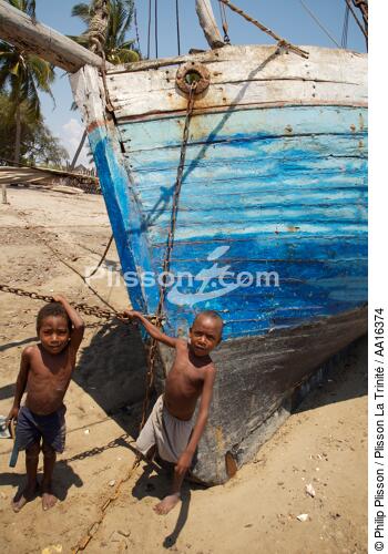 Belo sur mer - © Philip Plisson / Plisson La Trinité / AA16374 - Photo Galleries - Town [Madagascar]
