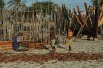 Belo sur mer © Philip Plisson / Plisson La Trinité / AA16396 - Photo Galleries - Town [Madagascar]