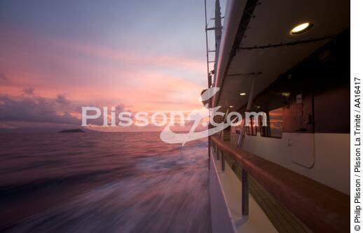 Le Ponant - © Philip Plisson / Plisson La Trinité / AA16417 - Photo Galleries - Elements of boat