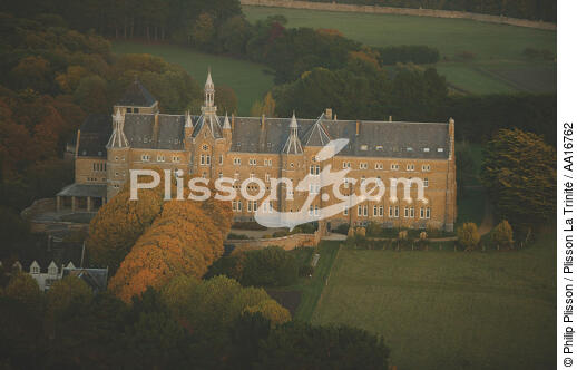 Abbey Kergonan to Plouharnel. - © Philip Plisson / Plisson La Trinité / AA16762 - Photo Galleries - Abbey