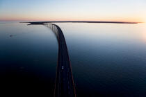 Le pont de l'ile de Ré © Guillaume Plisson / Plisson La Trinité / AA17108 - Nos reportages photos - Guillaume Plisson