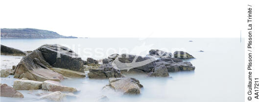 Plage de Kervillen in Trinité sur mer - © Guillaume Plisson / Plisson La Trinité / AA17211 - Photo Galleries - Rock