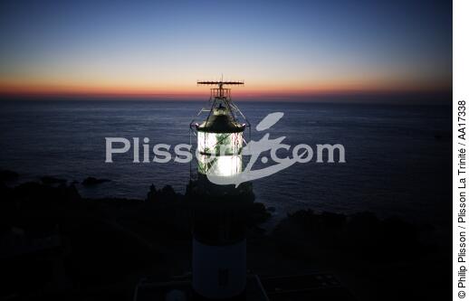 Le Créac'h lighthouse - © Philip Plisson / Plisson La Trinité / AA17338 - Photo Galleries - Lantern