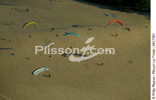 The Dune du Pilat. - © Philip Plisson / Plisson La Trinité / AA17351 - Photo Galleries - Arcachon [Basin of]