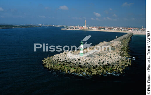 Lighthouse of Barra, Beira litoral, Portugal - © Philip Plisson / Plisson La Trinité / AA17567 - Photo Galleries - Portugal