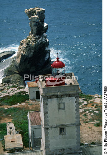 Lighthouse of Carvoeiro, Estremadure, Portugal - © Philip Plisson / Plisson La Trinité / AA17580 - Photo Galleries - Portugal
