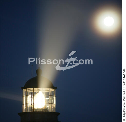 Le phare de Carteret. - © Philip Plisson / Plisson La Trinité / AA17702 - Nos reportages photos - Astre