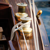 Welcome aboard. © Philip Plisson / Plisson La Trinité / AA17708 - Photo Galleries - Yachting