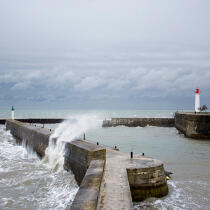 Storm in the port of St Martin en Ré. © Guillaume Plisson / Plisson La Trinité / AA17719 - Photo Galleries - Weather