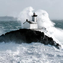 Tevennec lighthouse. © Guillaume Plisson / Plisson La Trinité / AA17746 - Photo Galleries - Weather
