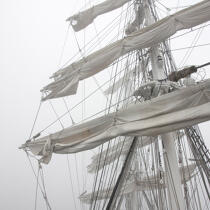 In the mast of Belem. © Philip Plisson / Plisson La Trinité / AA17792 - Photo Galleries - Tall ship / Sailing ship