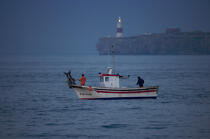 Gibraltar lighthouse © Philip Plisson / Plisson La Trinité / AA17813 - Photo Galleries - Fisherman