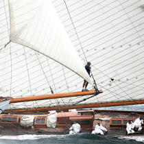Under the wind. © Guillaume Plisson / Plisson La Trinité / AA17840 - Photo Galleries - Classic Yachting