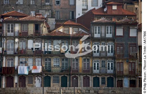 Sur les quais de Porto - © Philip Plisson / Plisson La Trinité / AA17866 - Nos reportages photos - Portugal