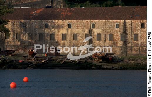 On Porto's dock - © Philip Plisson / Plisson La Trinité / AA17868 - Photo Galleries - Portugal