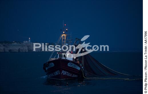 Sardine fishing on the Algavre coast - © Philip Plisson / Plisson La Trinité / AA17996 - Photo Galleries - Alfanzina [lighthouse of]
