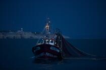 Sardine fishing on the Algavre coast © Philip Plisson / Plisson La Trinité / AA17996 - Photo Galleries - Night