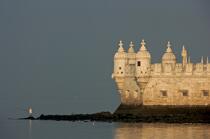 La tour de Belem à Lisbonne © Philip Plisson / Plisson La Trinité / AA18011 - Nos reportages photos - Pêche à la ligne