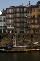 On Porto's dock © Philip Plisson / Plisson La Trinité / AA18021 - Photo Galleries - Porto (Portugal)