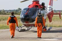 helicopter from Gironde pilotage © Philip Plisson / Plisson La Trinité / AA18025 - Photo Galleries - Land activity