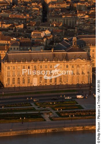 Bordeaux, Gironde - © Philip Plisson / Plisson La Trinité / AA18130 - Photo Galleries - Aquitaine