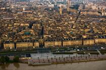 Les quais de Bordeaux. © Philip Plisson / Plisson La Trinité / AA18170 - Nos reportages photos - Fleuve