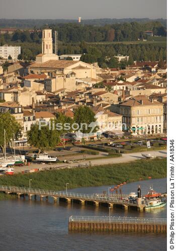 Pauillac in Gironde. - © Philip Plisson / Plisson La Trinité / AA18346 - Photo Galleries - Pauillac