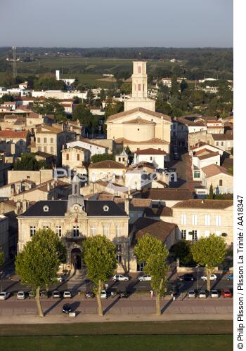 Pauillac in Gironde. - © Philip Plisson / Plisson La Trinité / AA18347 - Photo Galleries - Pauillac