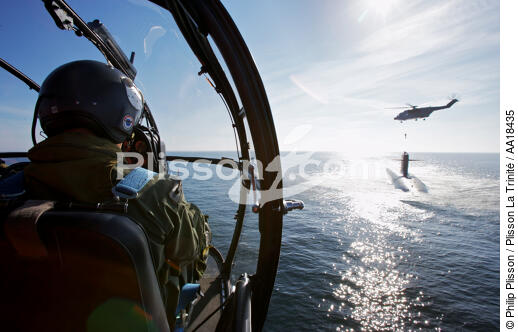 Nucléar submarine,french Navy - © Philip Plisson / Plisson La Trinité / AA18435 - Photo Galleries - Helicopter