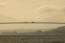 Le pont de Normandie. © Philip Plisson / Plisson La Trinité / AA18503 - Nos reportages photos - Pont suspendu
