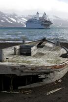 L'île de la déception en Antarctique. © Philip Plisson / Plisson La Trinité / AA18720 - Nos reportages photos - Paquebot