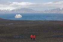 Deception island in Antarctica. © Philip Plisson / Plisson La Trinité / AA18733 - Photo Galleries - Passenger Liner
